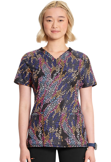 Cherokee Infinity Prints V-Neck Print Top - Wild Motion